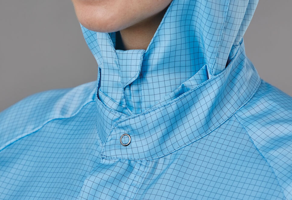 cover of the zipper slider at the chin