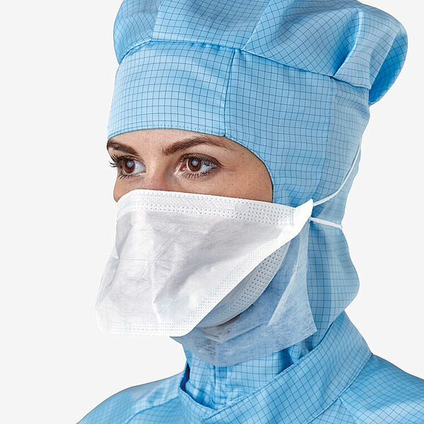 Disposable face mask, pouch-shaped (duckbill design)